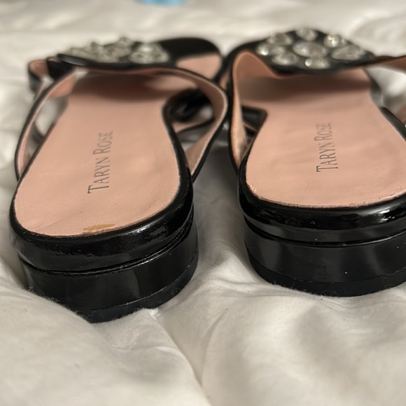 NWOT Taryn Rose Black Sandals, Sz 7 - Picture 5 of 7